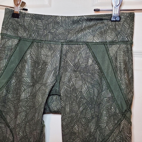 Lululemon Cool to Street Crop Leggings Sz 4 - Picture 3 of 7